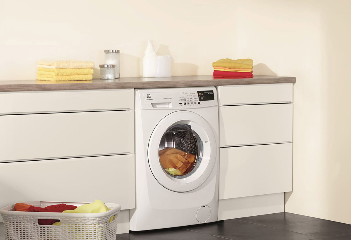 Installation d'un lave-linge dans une buanderie
