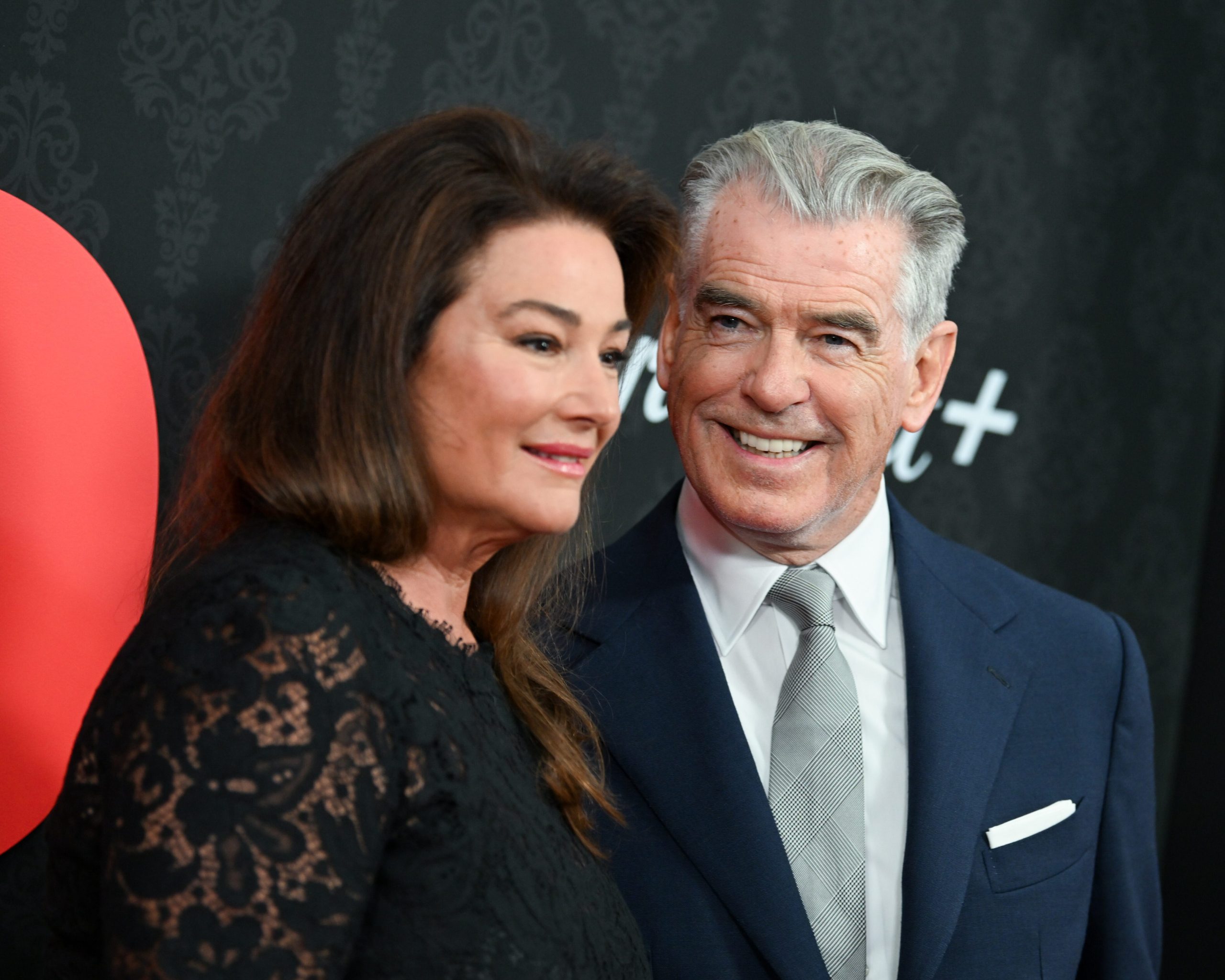 Pierce Brosnan et Keeley Shaye Smith élégants lors d'un événement