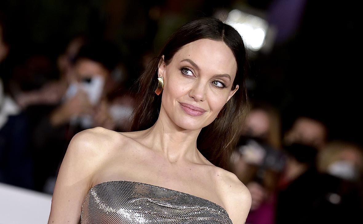 Photographie de Marcheline Bertrand, mère d'Angelina Jolie