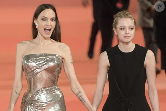 Shiloh Jolie-Pitt en événement mondain avec Angelina Jolie