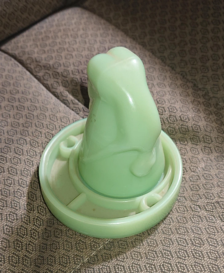 Verre vert pâle avec double fond