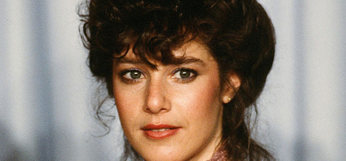 Debra Winger en pause réfléchie