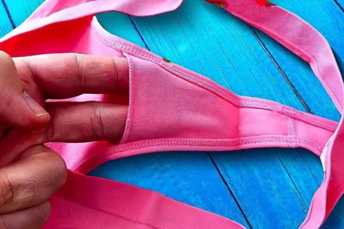 Comparaison entre deux types de culottes montrant l'importance du gousset