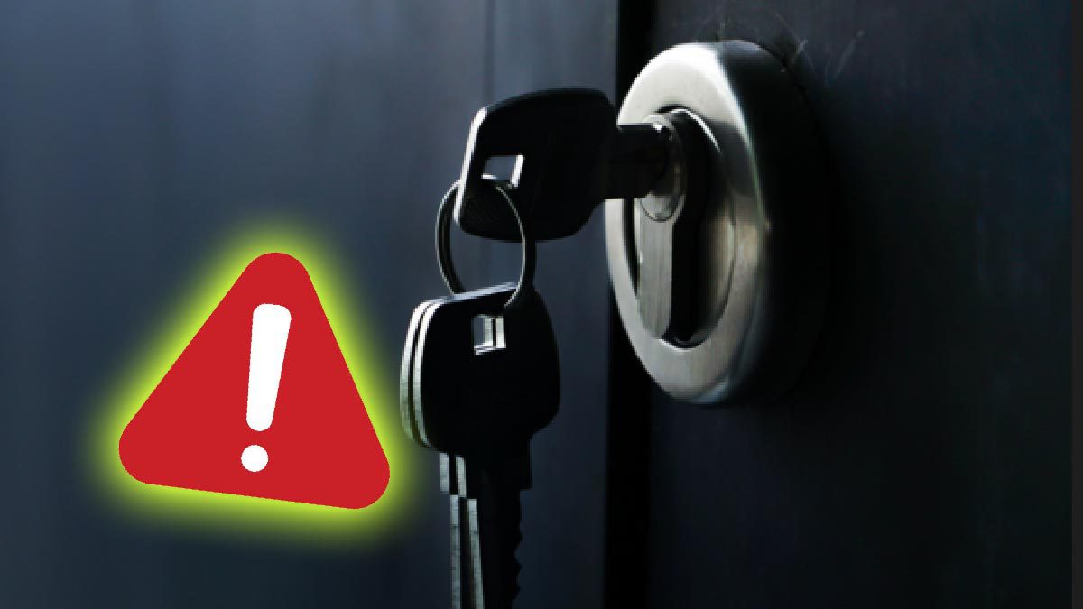 Illustration d'une clé insérée dans une serrure de porte d'entrée