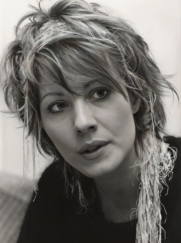 Linda Kozlowski s'engage dans une action caritative