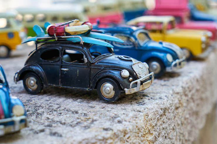 Petite voiture en métal
