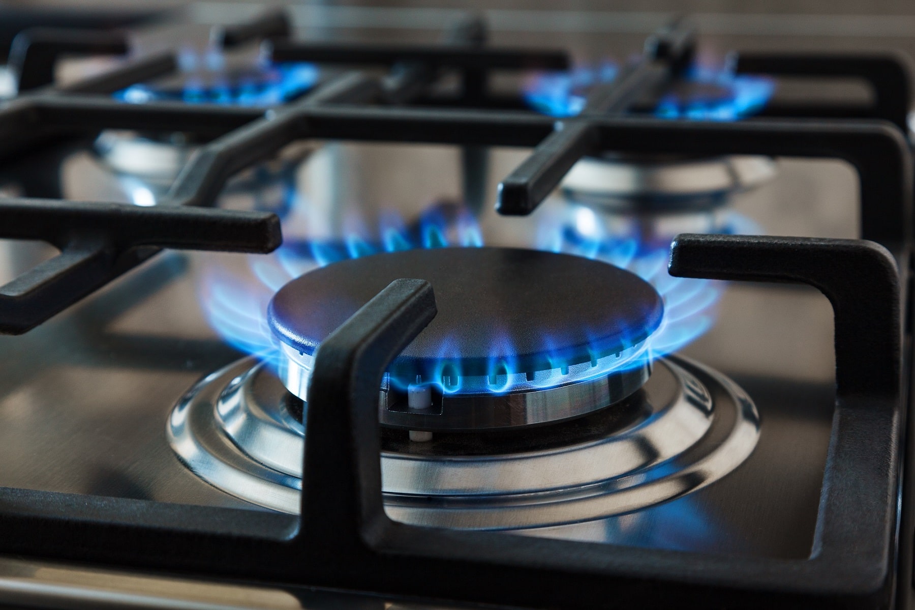 Cuisinière à gaz propre et fonctionnelle