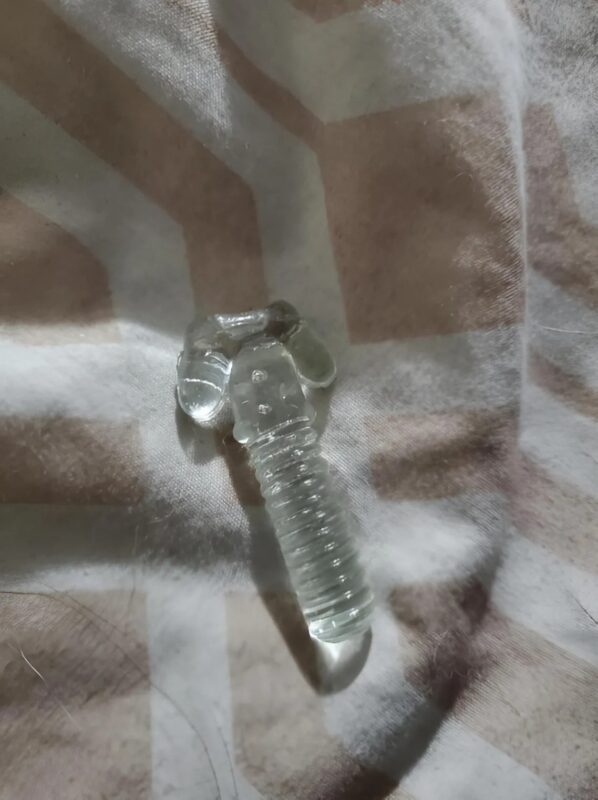 Objet en verre torsadé